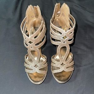 Gold sparkle heels